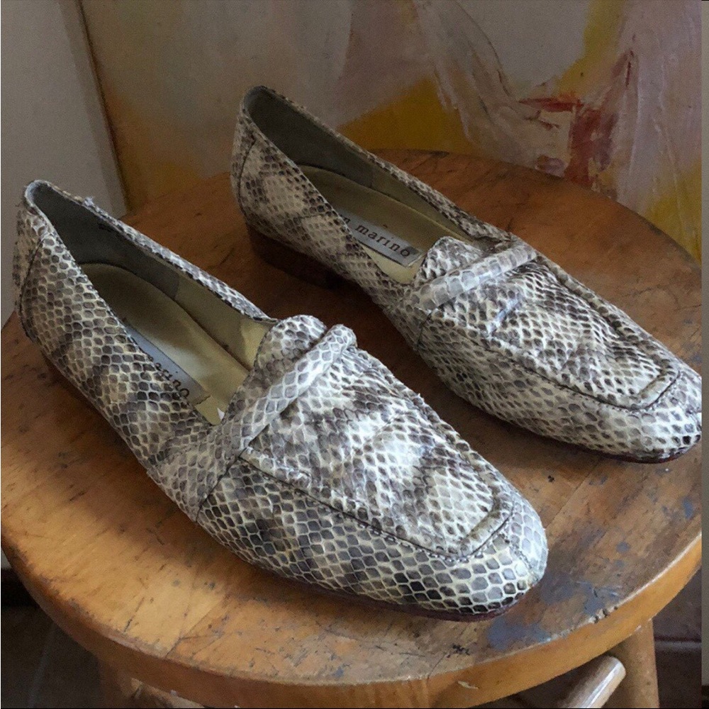 Ann Marino Snakeskin Pattern Loafers - Cream